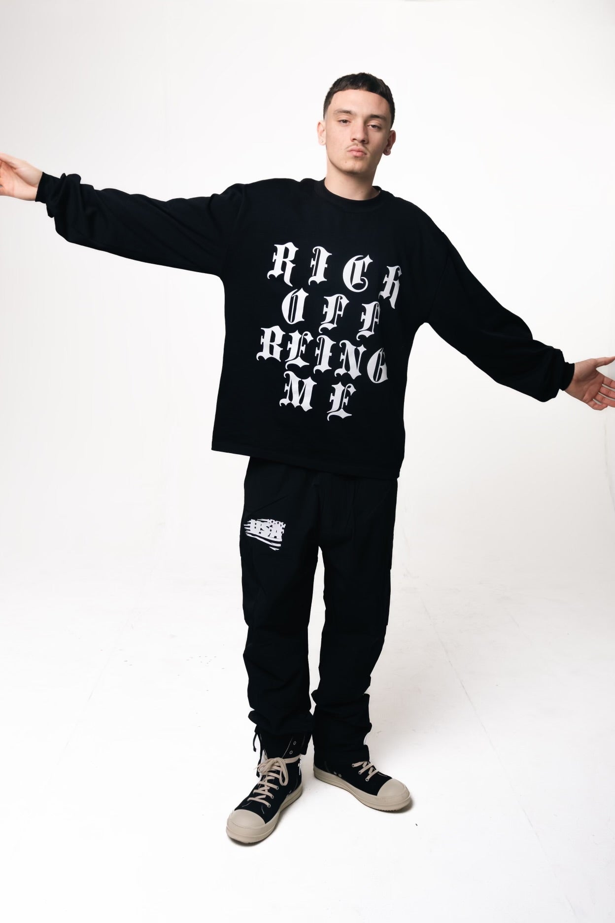 "Rich Off Being Me" Long Sleeve T-Shirt